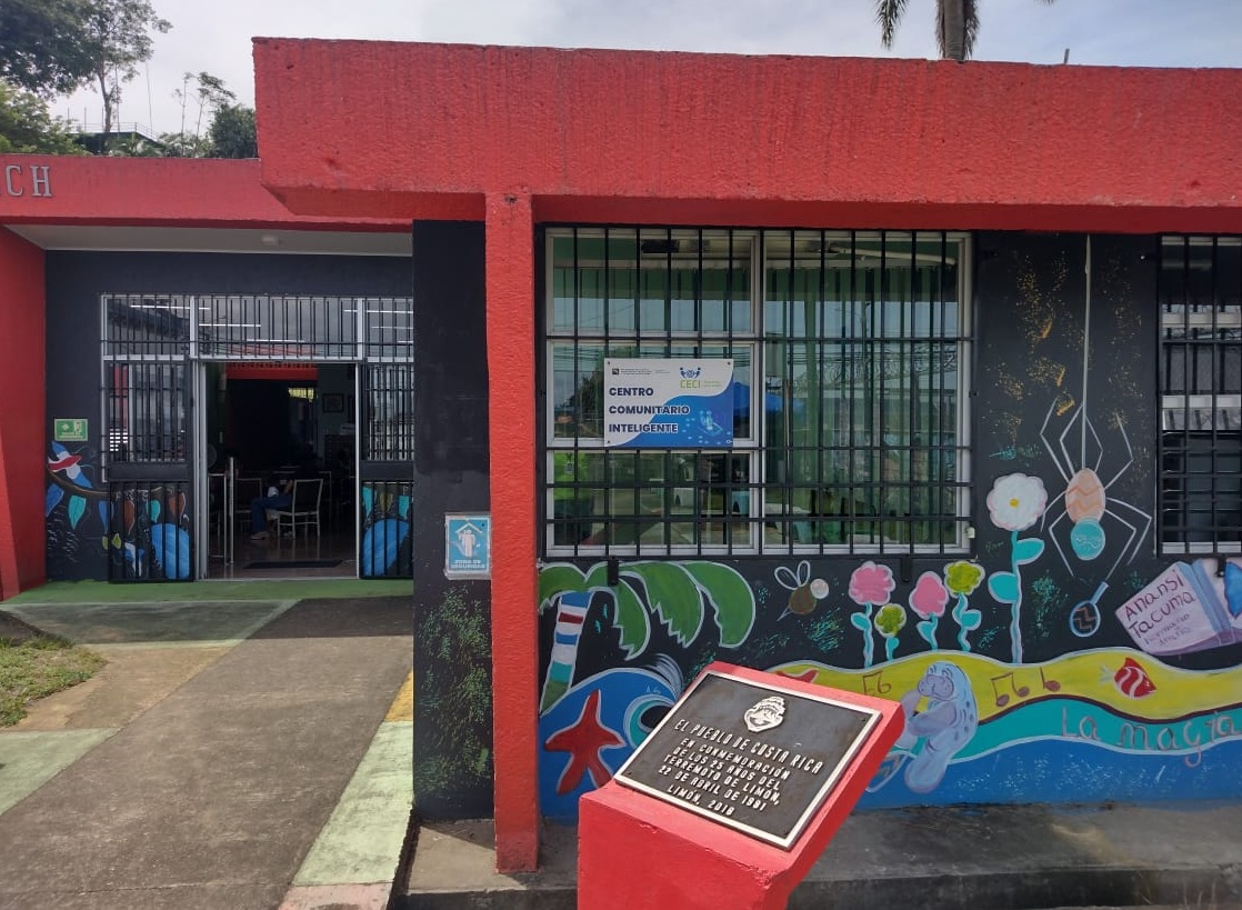Biblioteca Pública de Limón tiene un CECI
